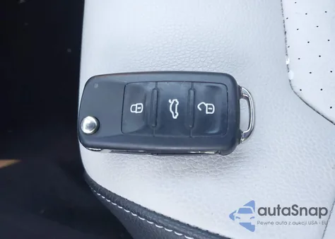 2015 Volkswagen Jetta 1.8T Sport from USA, damaged, VIN 3VWD17AJ4FM405814